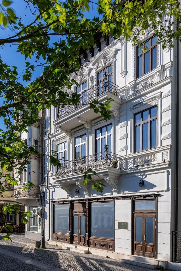 Holt Old Town Luxury Suites Bukarest Exterior foto